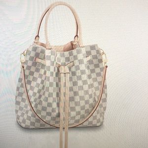 Louis Vuitton Girolata bag